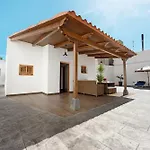Casa Margarita بيت للعطل *
